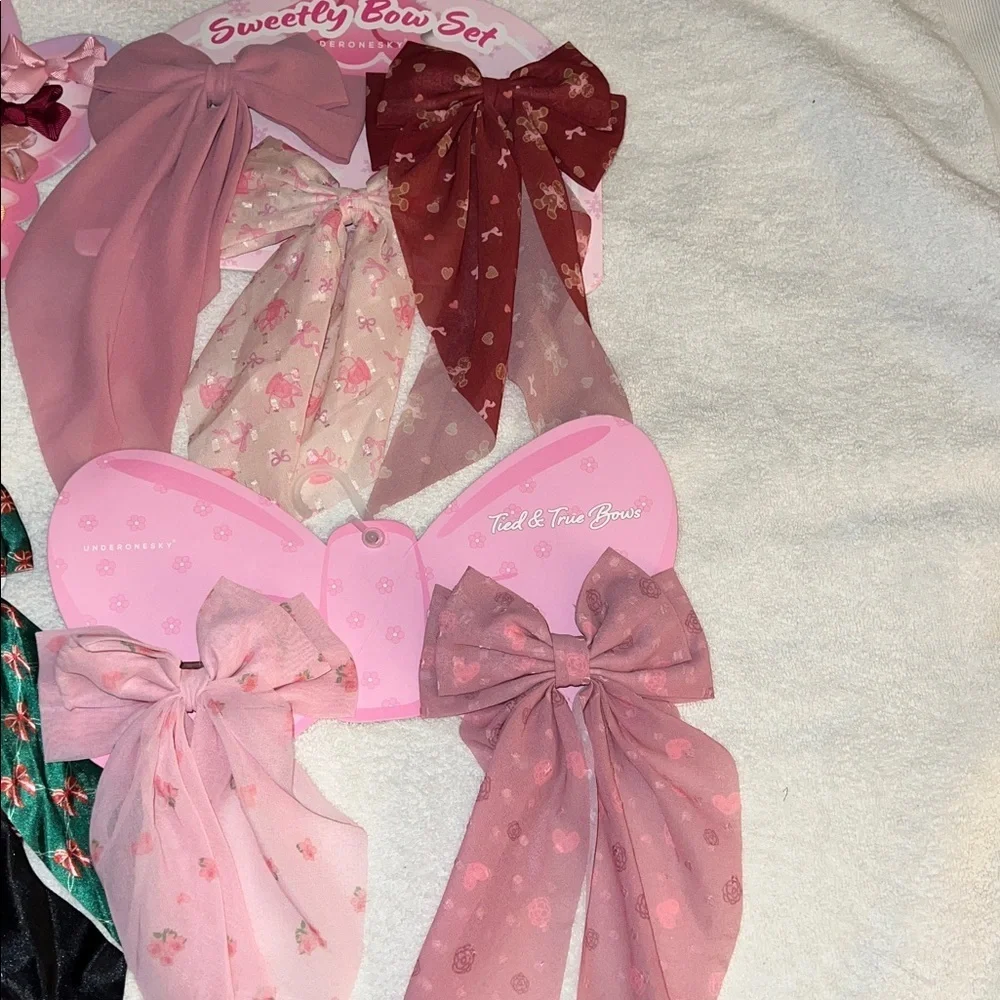 Sweet Bow Set with Pink and Black Bows